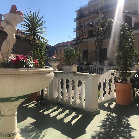 Hotel Piemontese Imperia Exterior foto